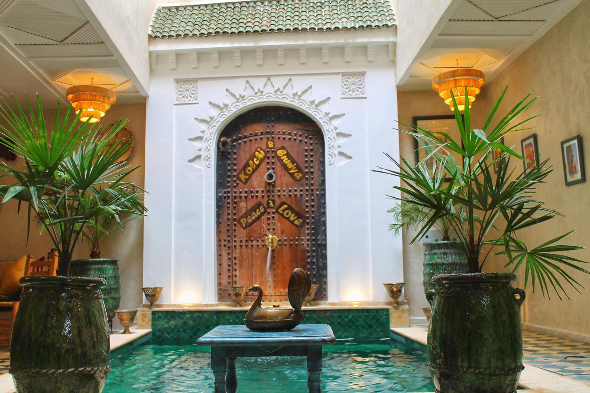 فندق مبيت وإفطار Belikoss Pool & *