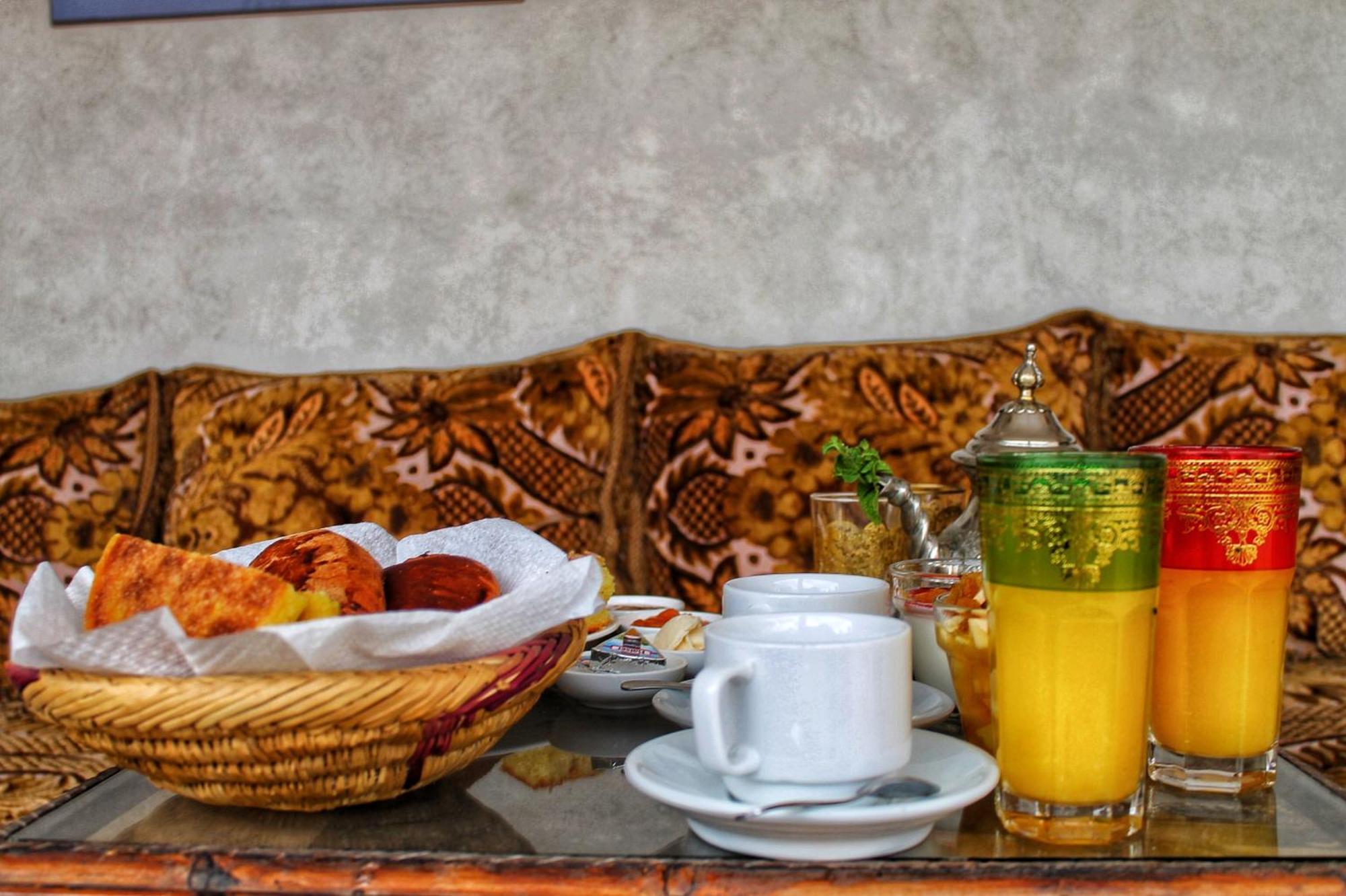 فندق مبيت وإفطار Belikoss Pool & *